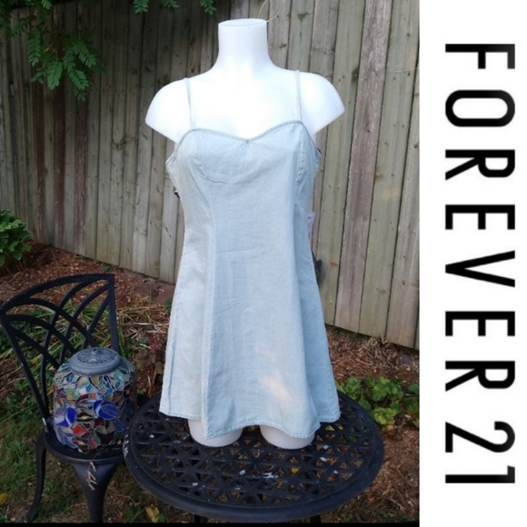Size M light blue jean denim sun dress - Picture 15 of 15